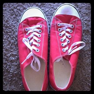 Sure Grip Slip-Resistant Shoes